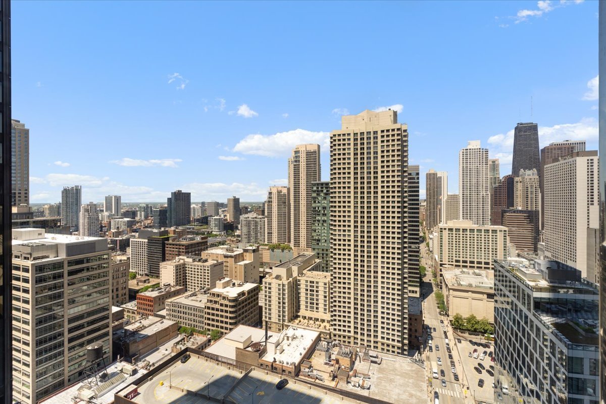 401 N Wabash Avenue Unit: 2222