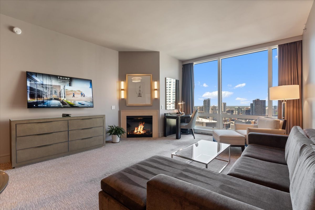 401 N Wabash Avenue Unit: 2222