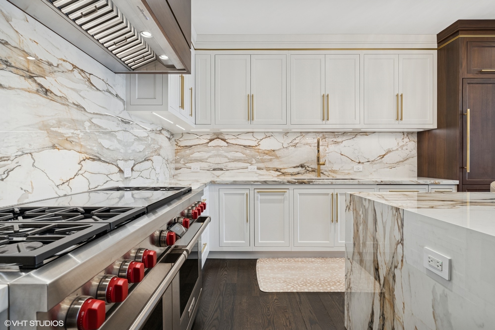 77 E Walton Street Unit: 24B