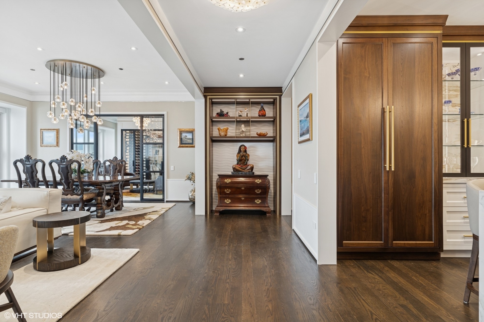 77 E Walton Street Unit: 24B