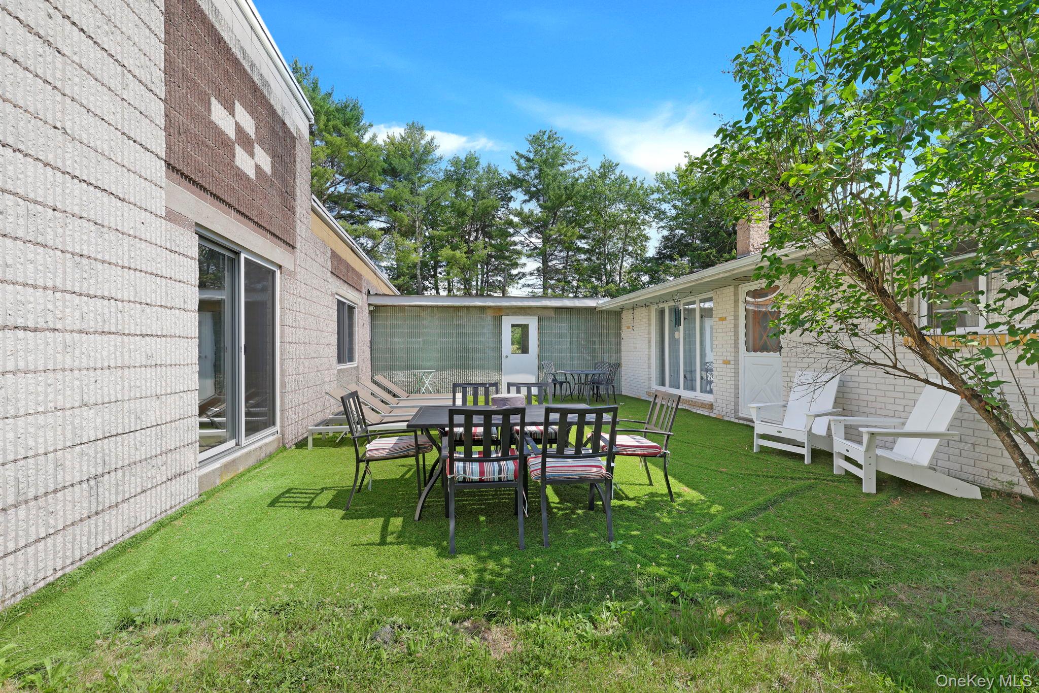 35 Kroeger Road