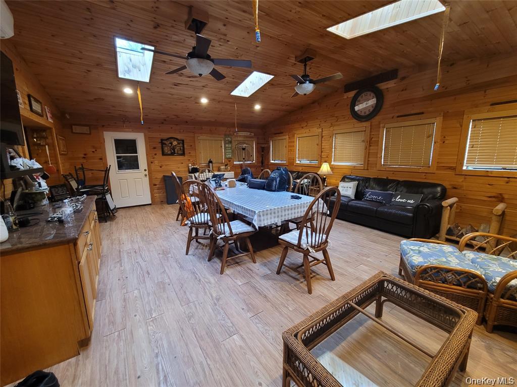 75 Krum Road Unit: 77