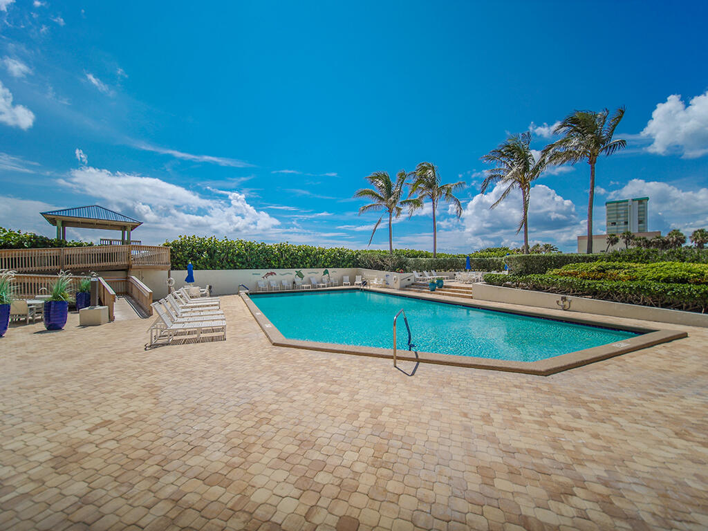 9650 S Ocean Drive 402