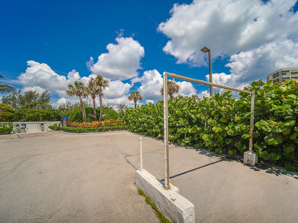 9650 S Ocean Drive 402