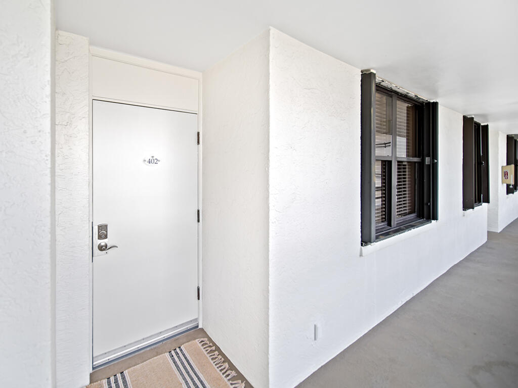 9650 S Ocean Drive 402