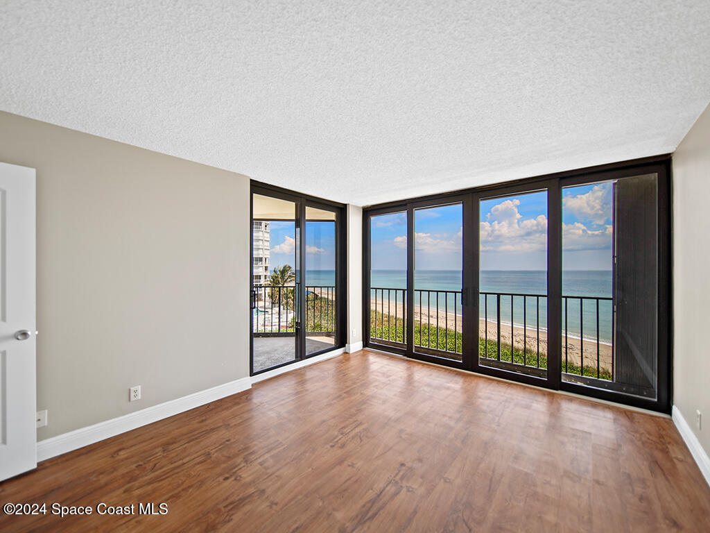 9650 S Ocean Drive 402