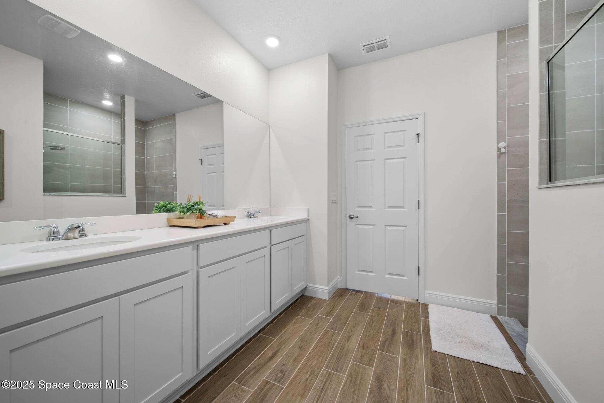 2306 SW Pamona Street