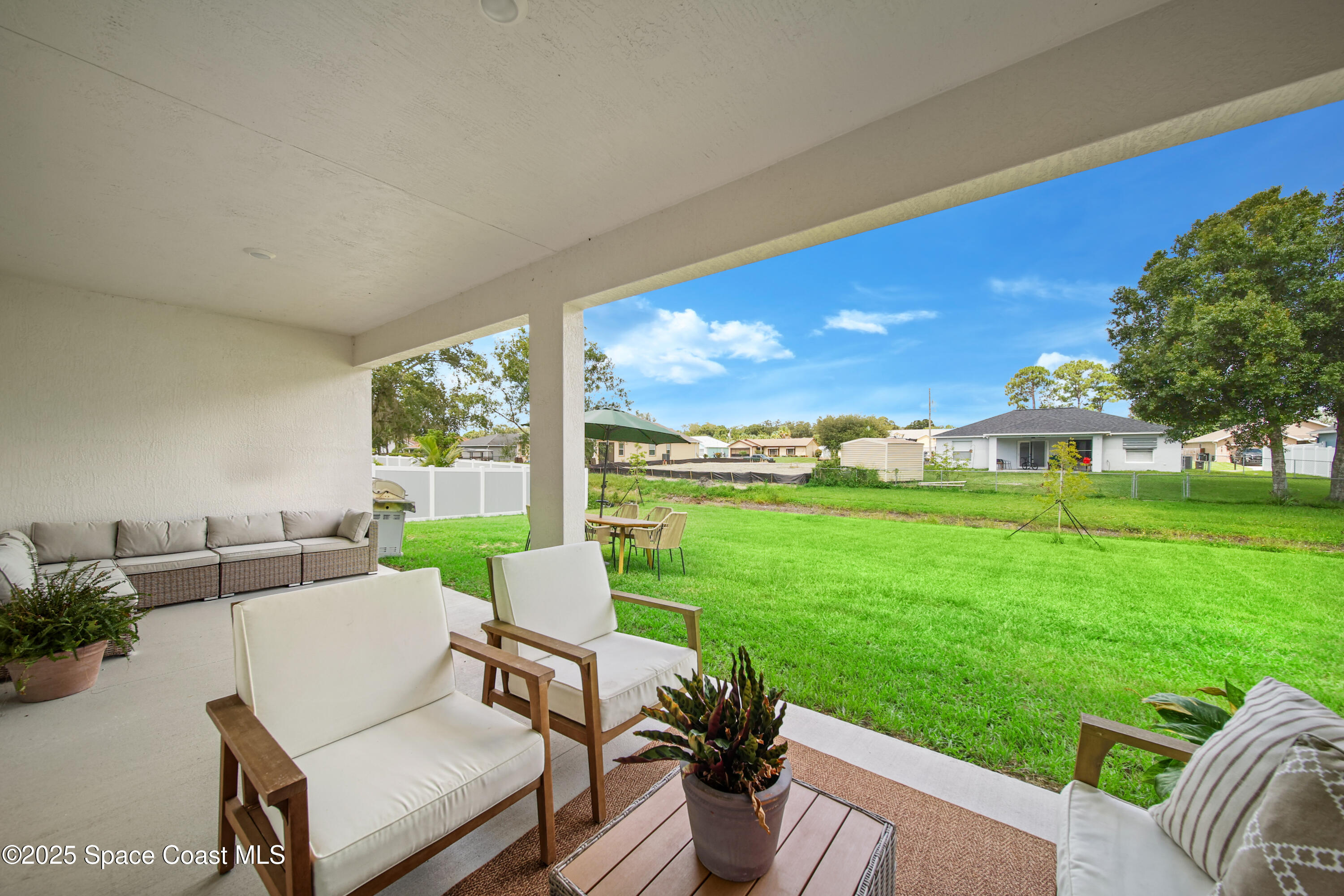 2306 SW Pamona Street