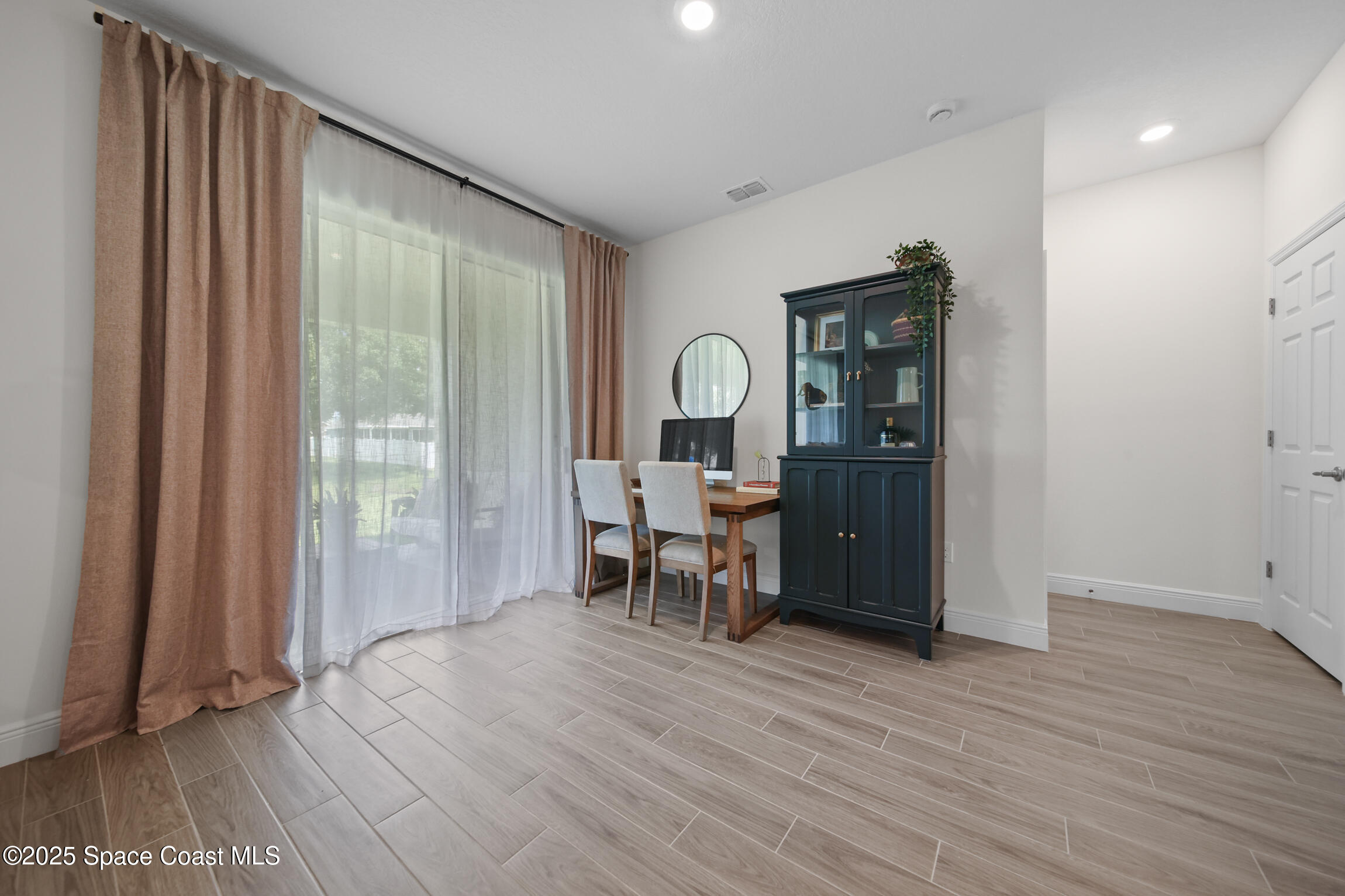 2306 SW Pamona Street