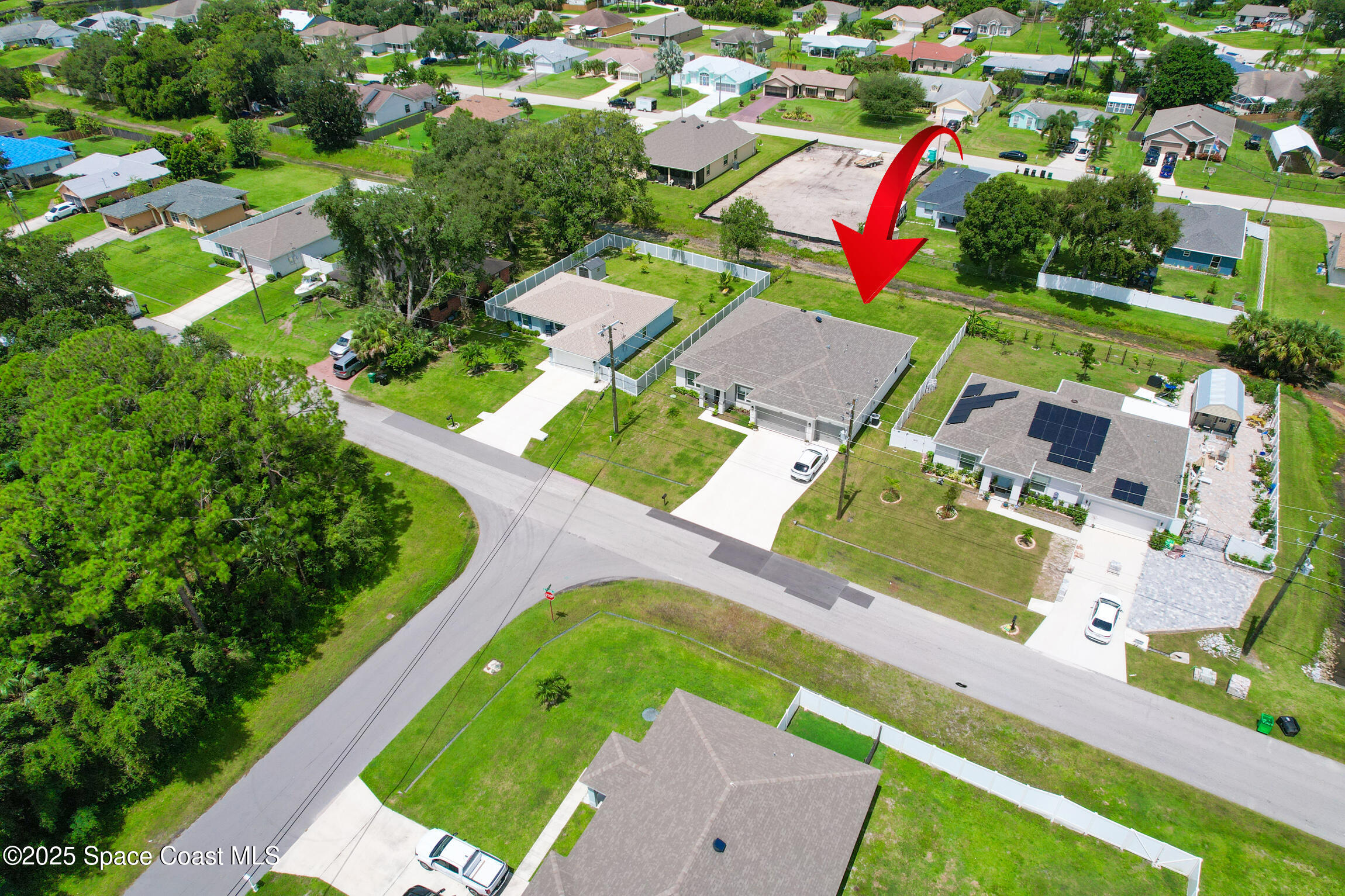 2306 SW Pamona Street