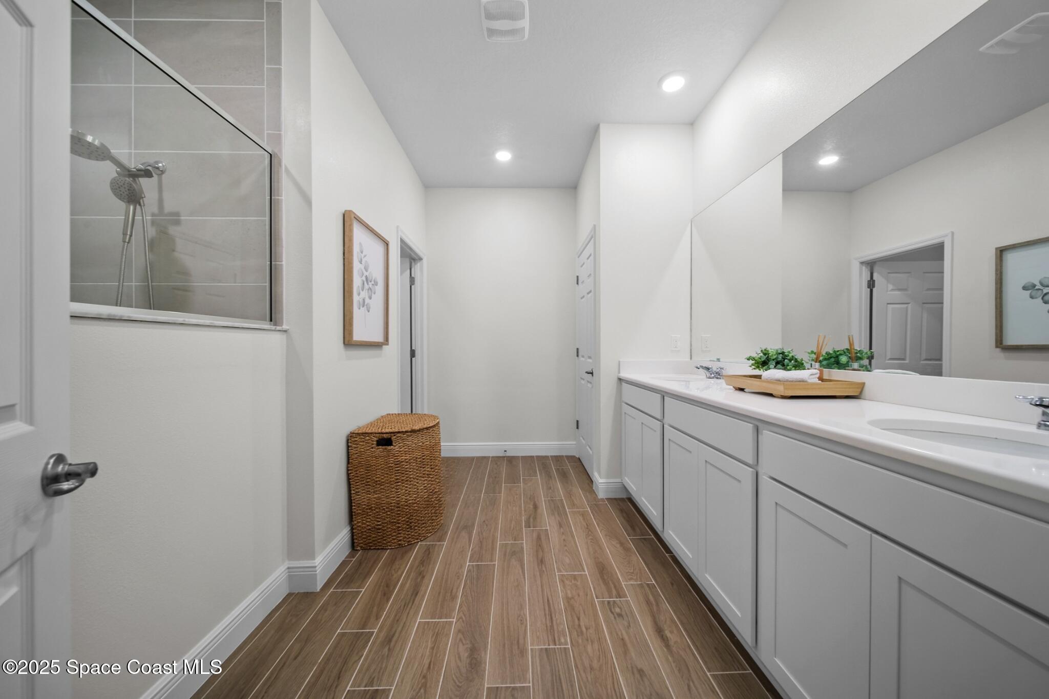 2306 SW Pamona Street