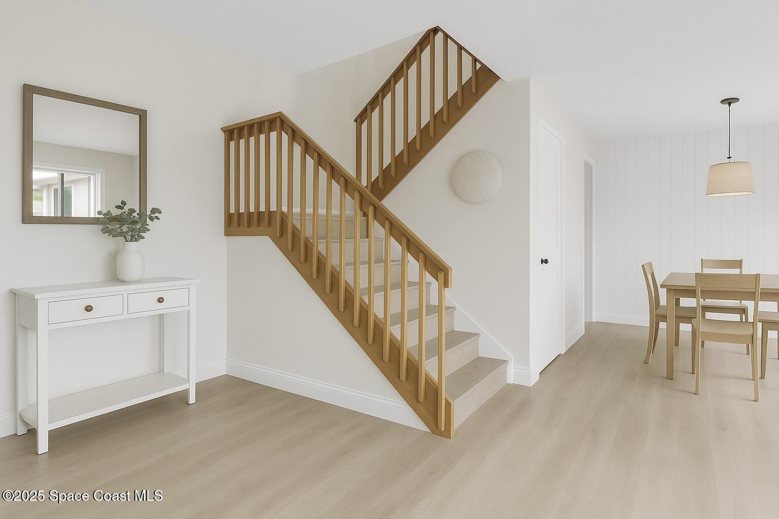 465 E Waverly Place 8b