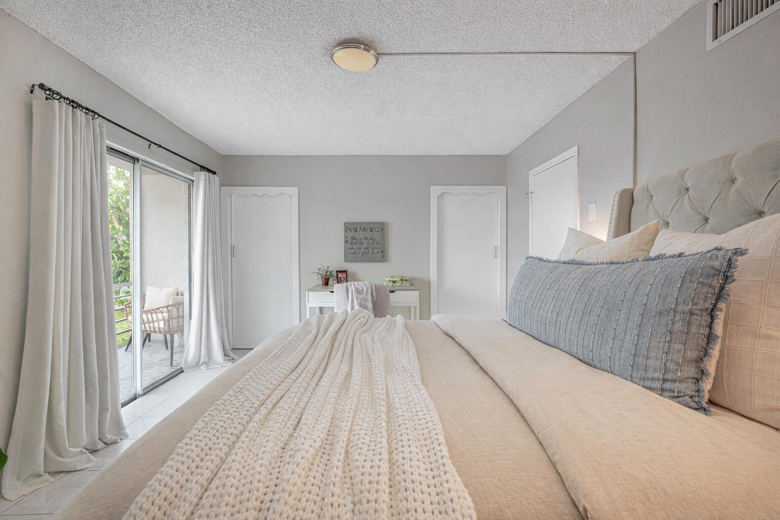 115 NE 202nd Terrace M20