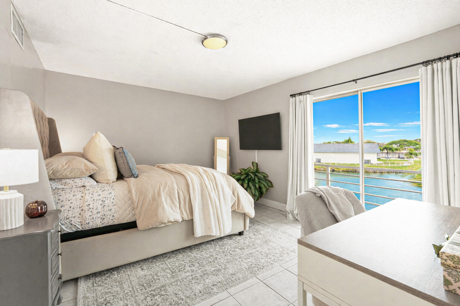 115 NE 202nd Terrace M20