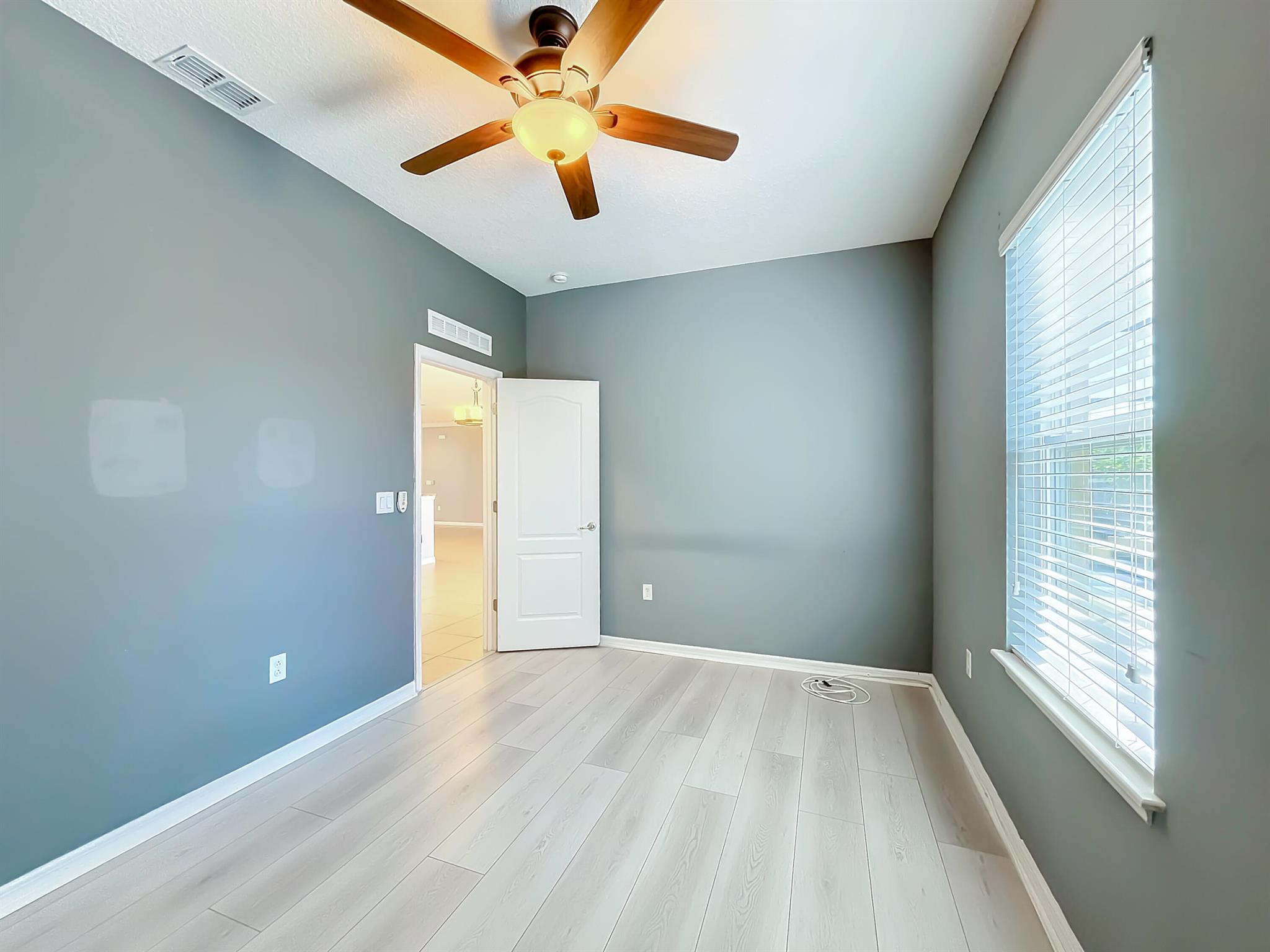 520 SW Dailey Avenue