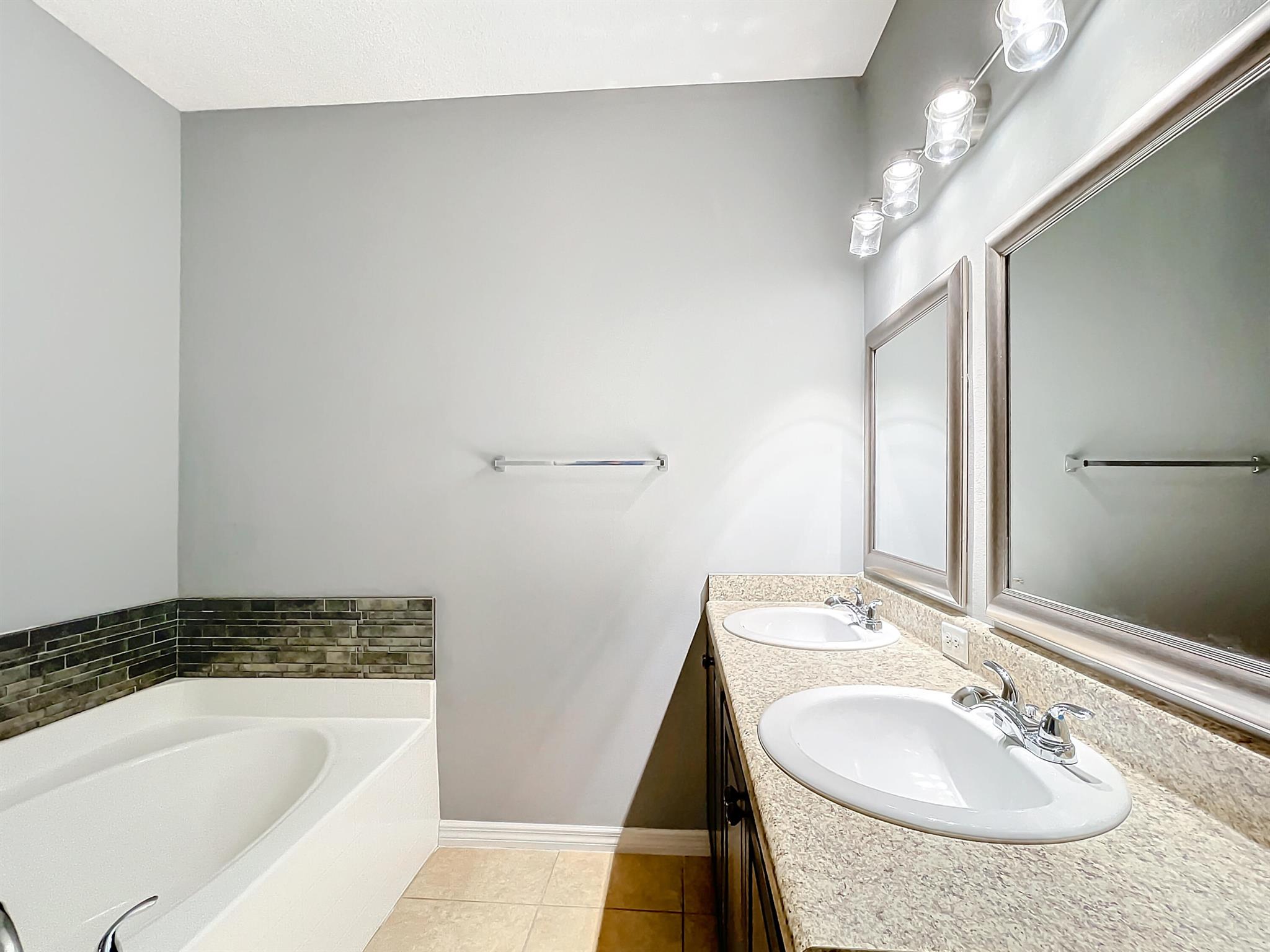 520 SW Dailey Avenue