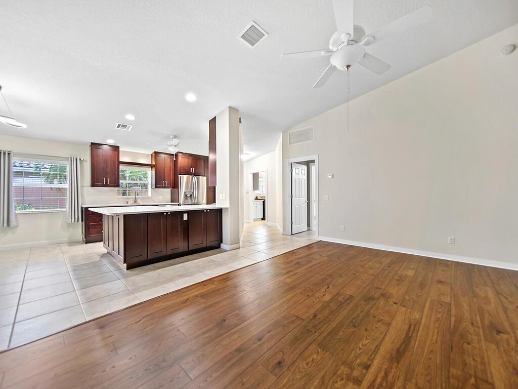 10437 SW Stratton Drive