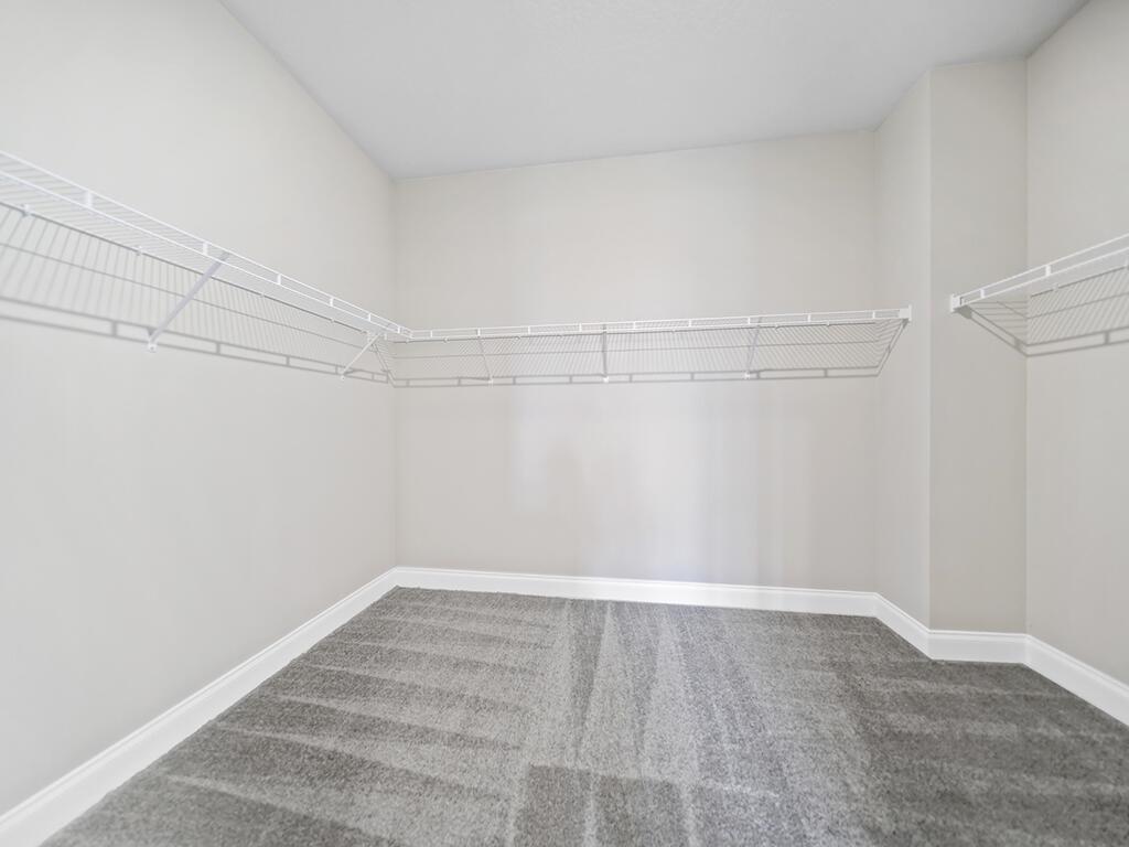 6600 NW Cloverdale Avenue