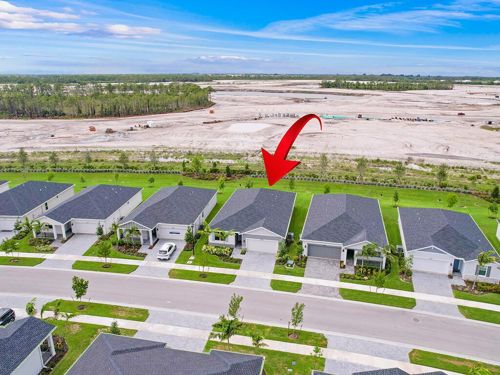 6600 NW Cloverdale Avenue