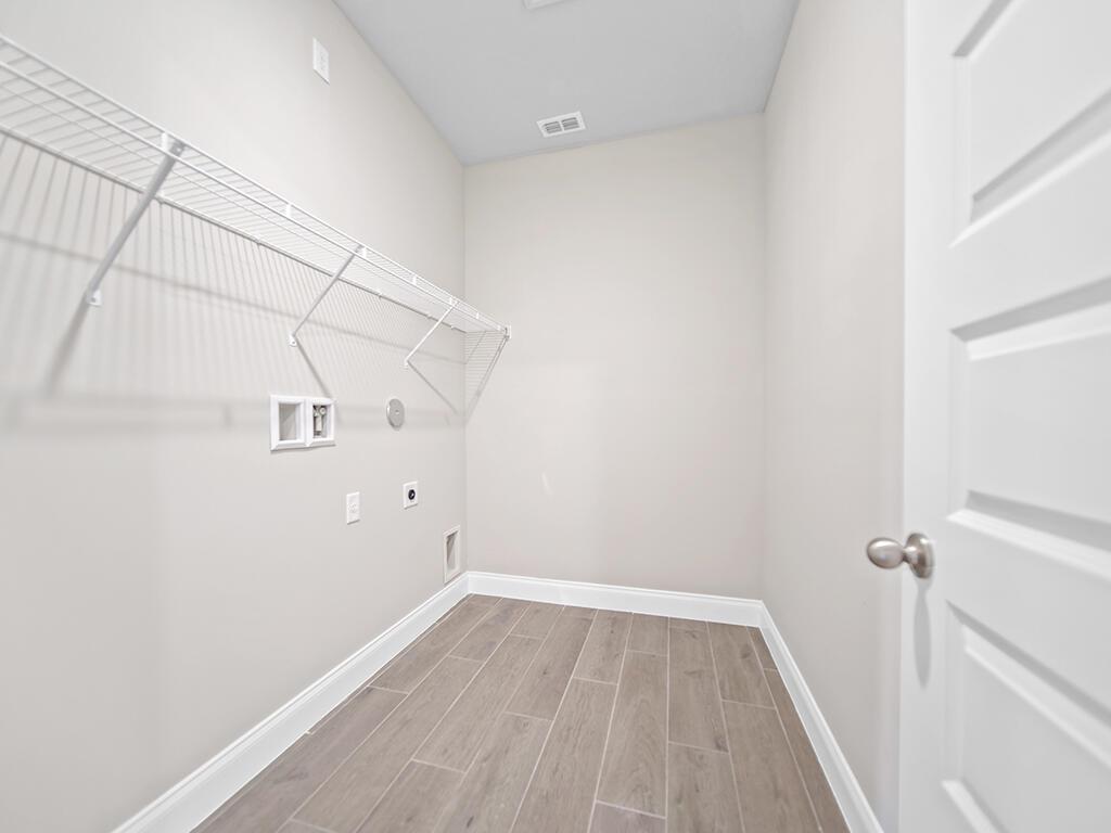 6600 NW Cloverdale Avenue