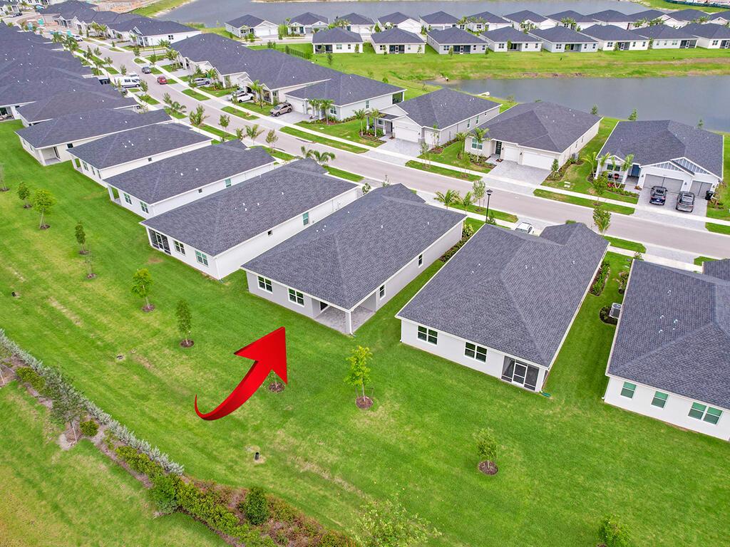 6600 NW Cloverdale Avenue