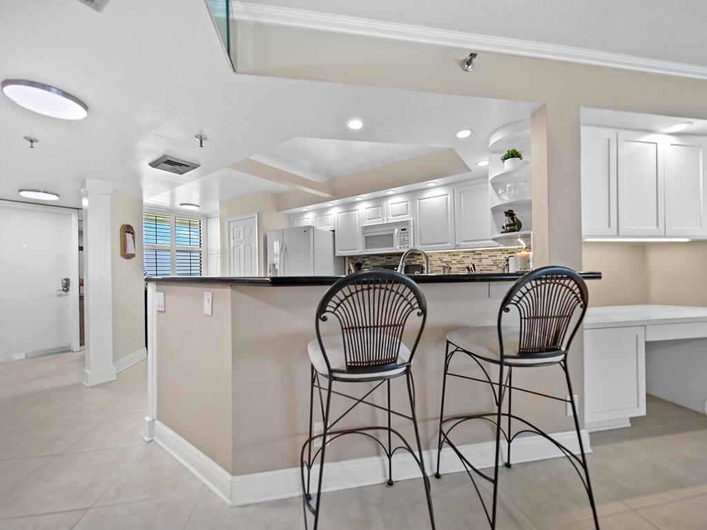 9650 S Ocean Drive 803