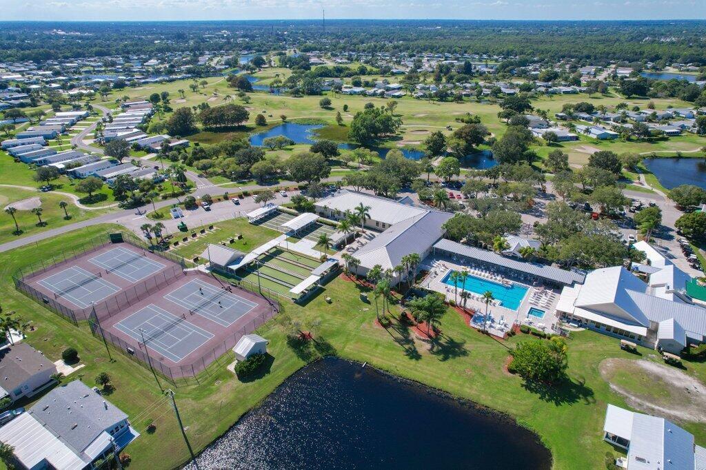 2824 Nine Iron Drive