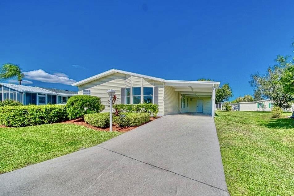 2824 Nine Iron Drive
