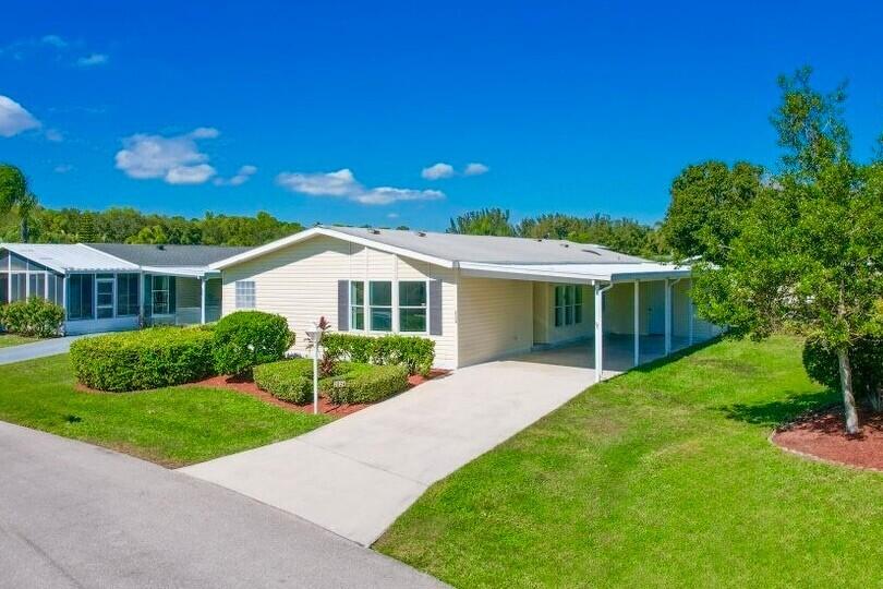 2824 Nine Iron Drive