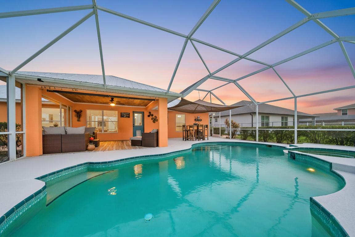 6446 NW Hacienda Court