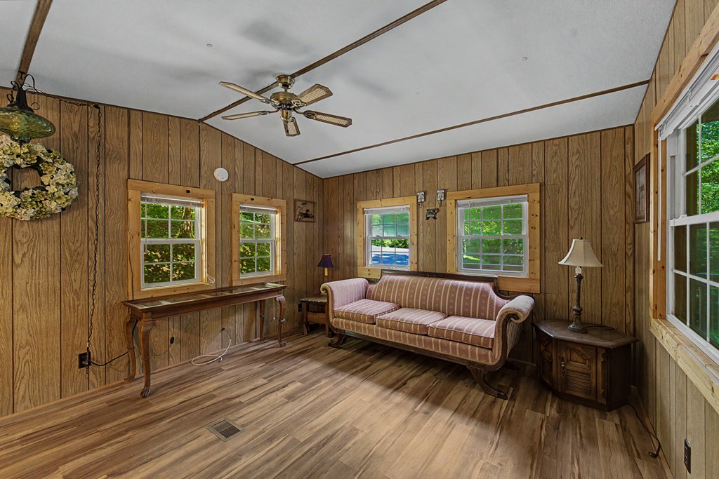 315 Cedar Hills Drive