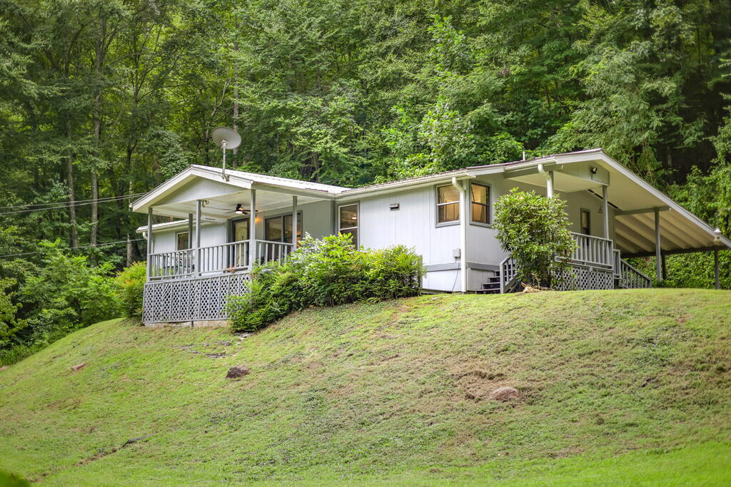 2572 South Skeenah Road