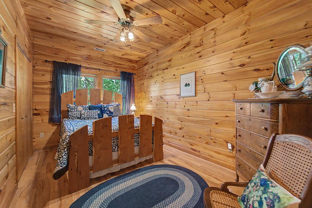 453 Macs Mountain Retreat