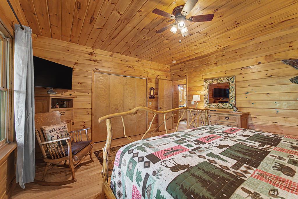 453 Macs Mountain Retreat