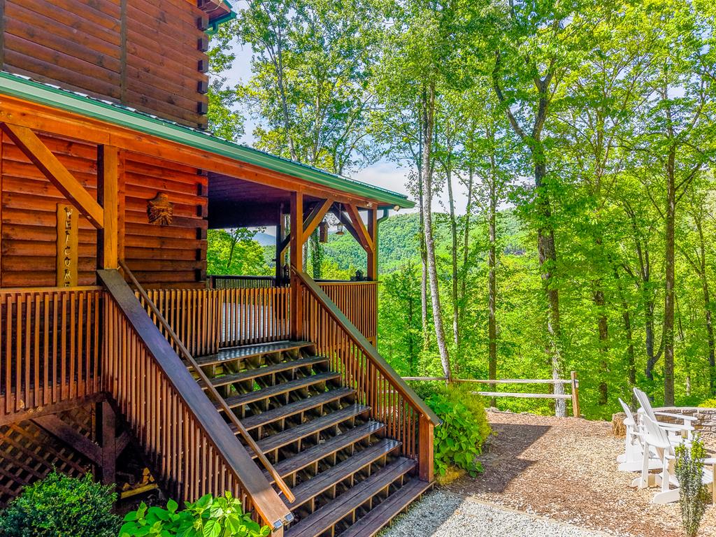 453 Macs Mountain Retreat