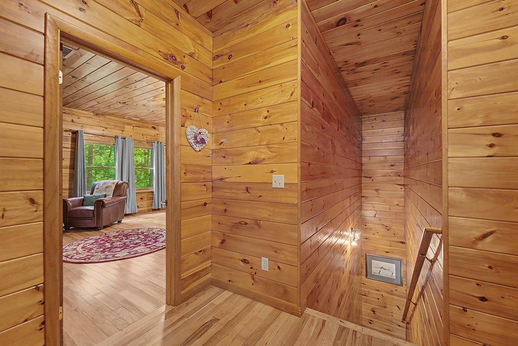 453 Macs Mountain Retreat