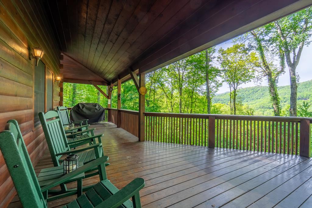 453 Macs Mountain Retreat
