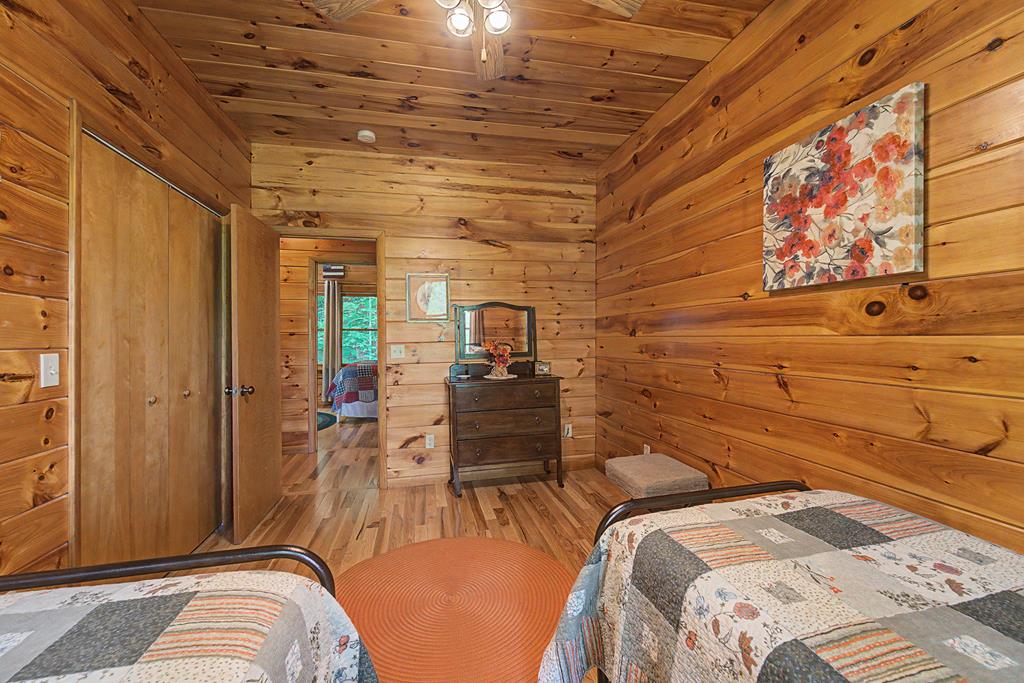 453 Macs Mountain Retreat