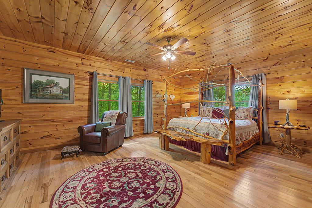 453 Macs Mountain Retreat