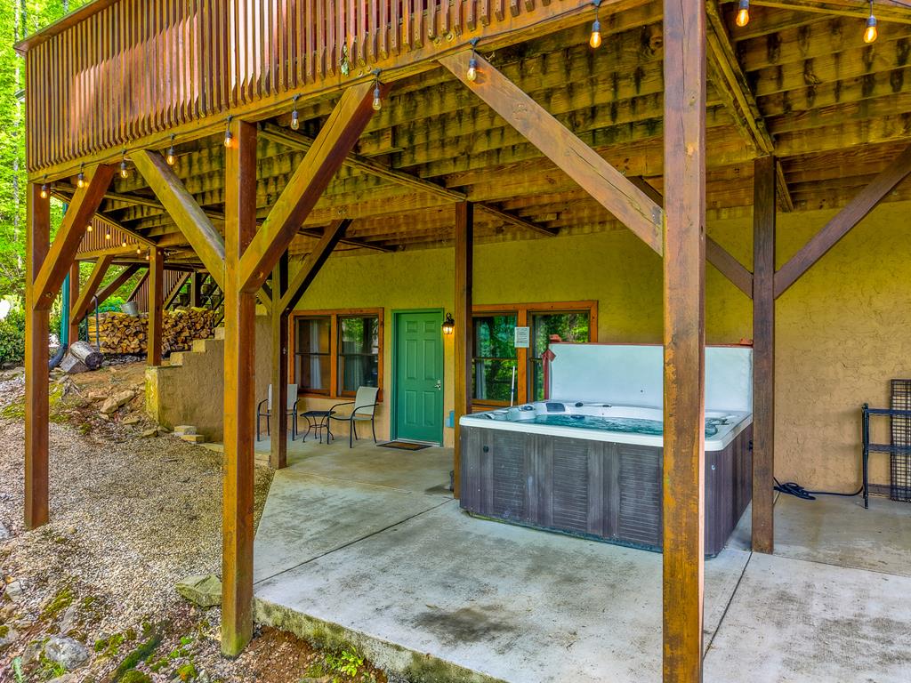 453 Macs Mountain Retreat