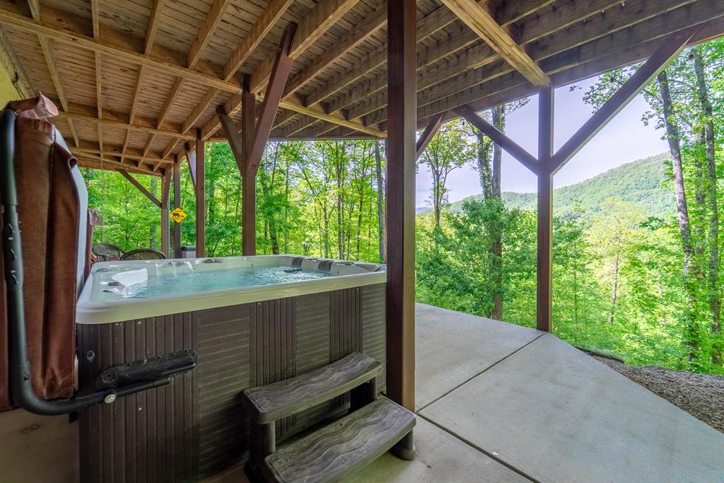 453 Macs Mountain Retreat