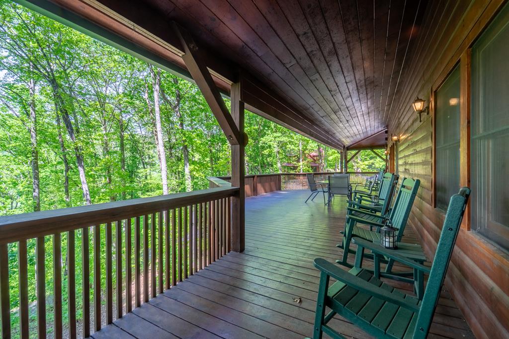 453 Macs Mountain Retreat