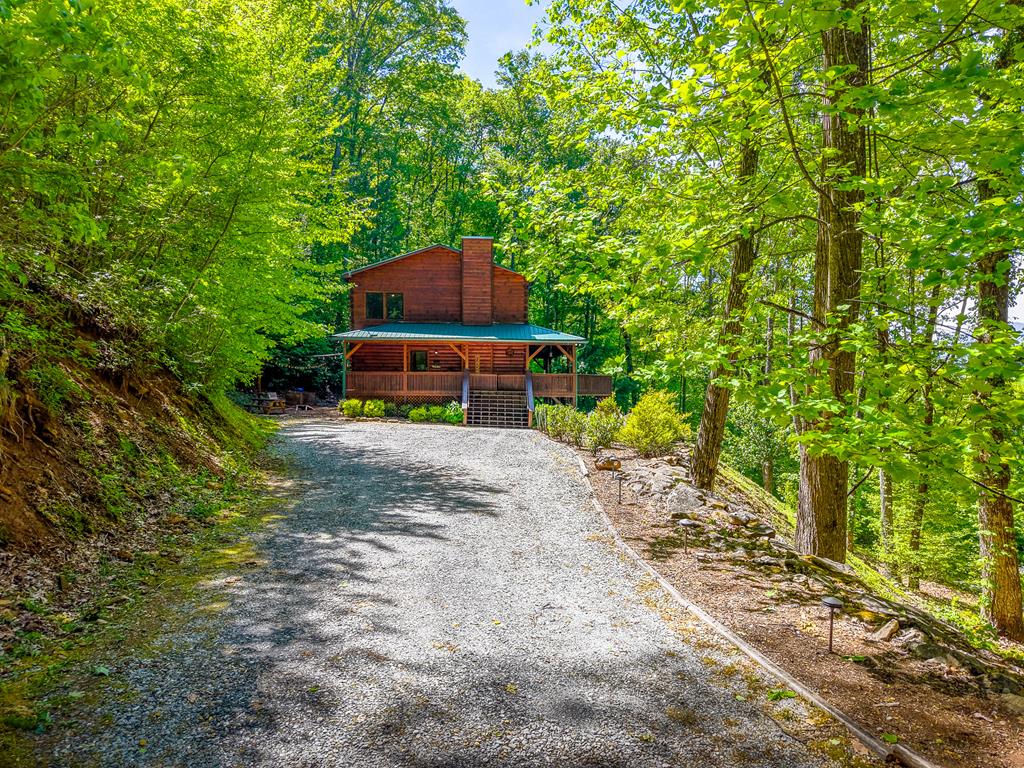 453 Macs Mountain Retreat