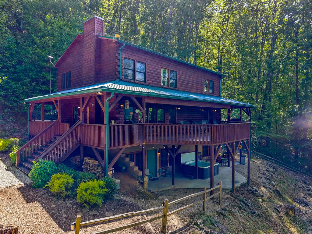 453 Macs Mountain Retreat