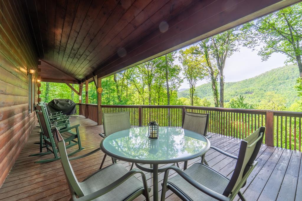 453 Macs Mountain Retreat