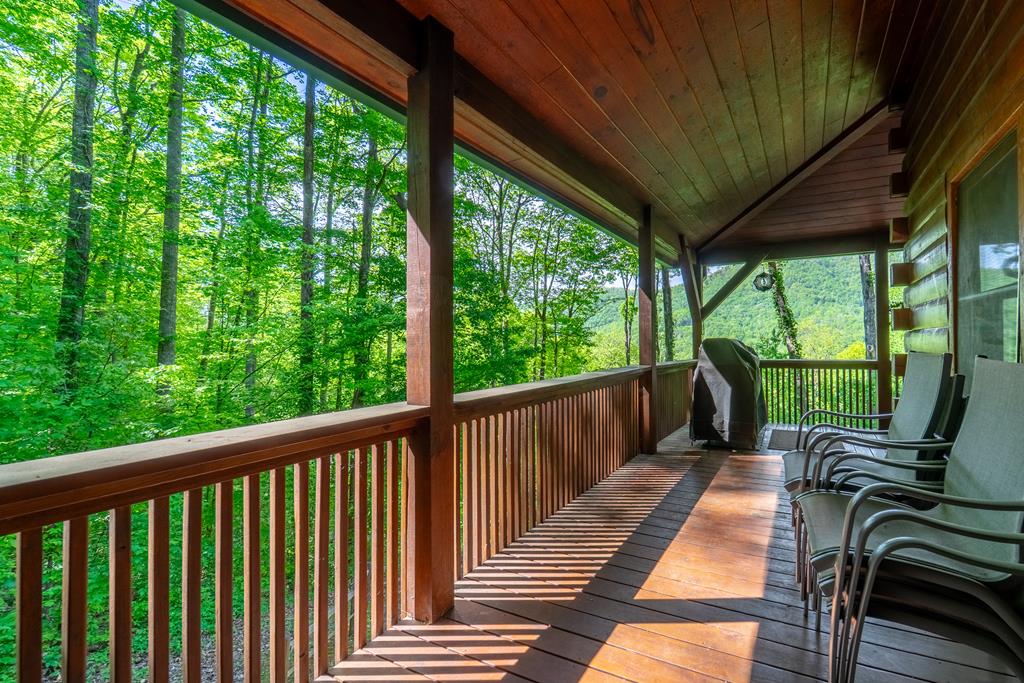 453 Macs Mountain Retreat