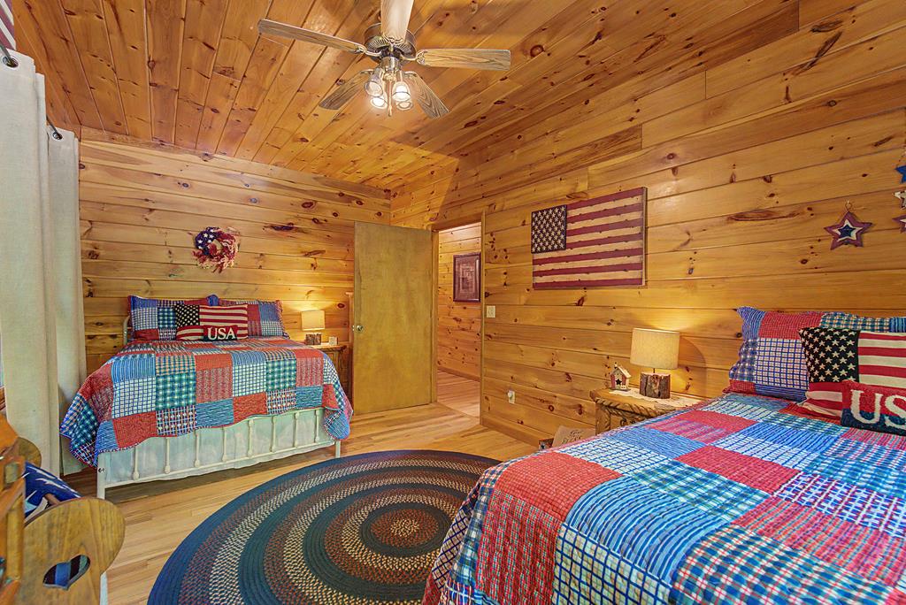 453 Macs Mountain Retreat