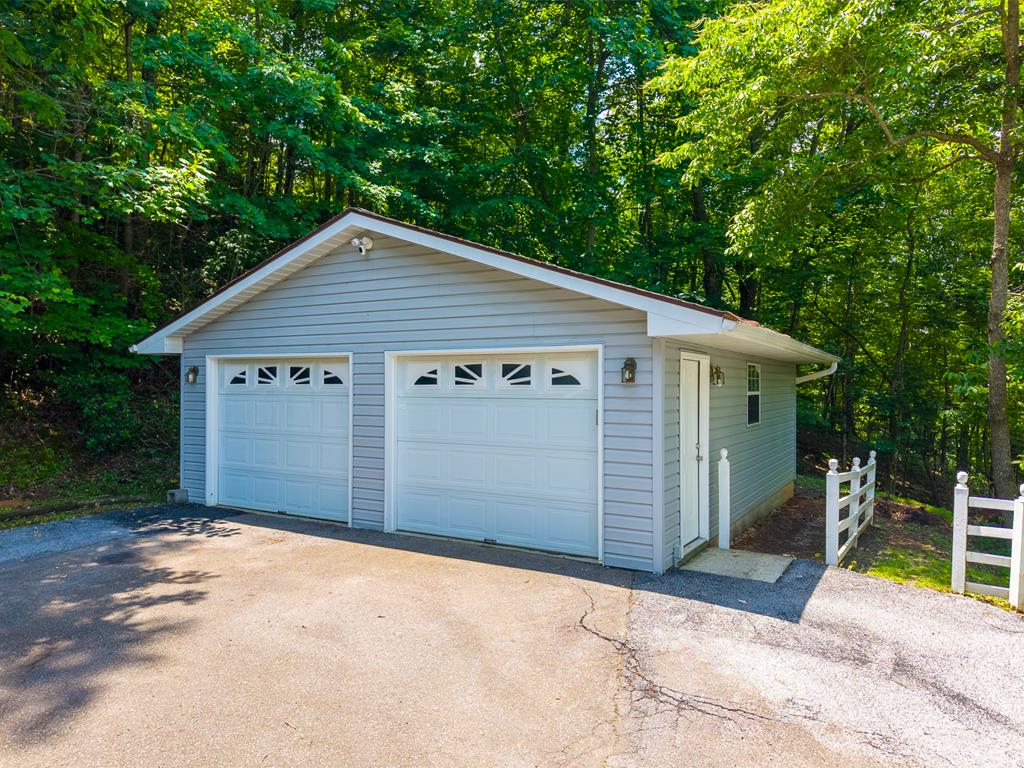 664 Wooten Ridge Road