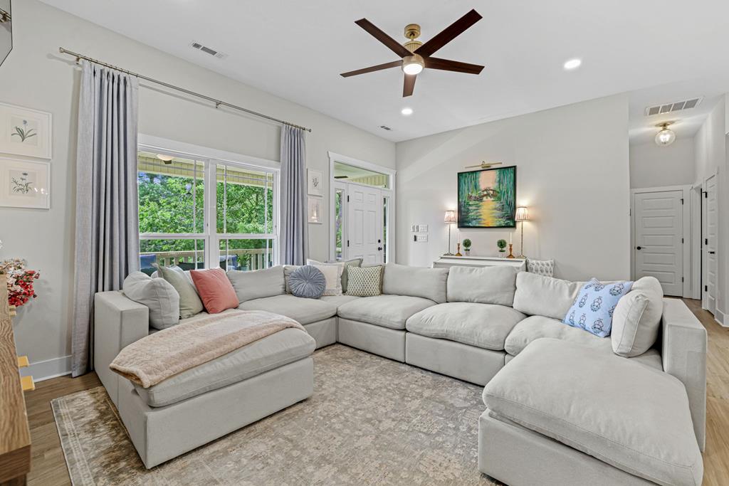 12 Preserve Mountain Circle