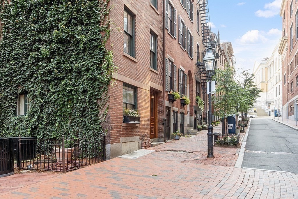 54 Temple Street # 2